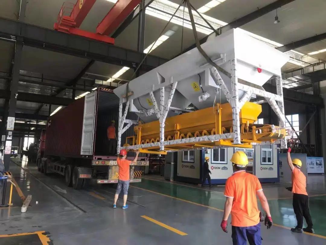 項(xiàng)目發(fā)貨|泉工QT6全自動砌塊成型機(jī)生產(chǎn)線發(fā)貨南蘇丹，助力市政建設(shè)！